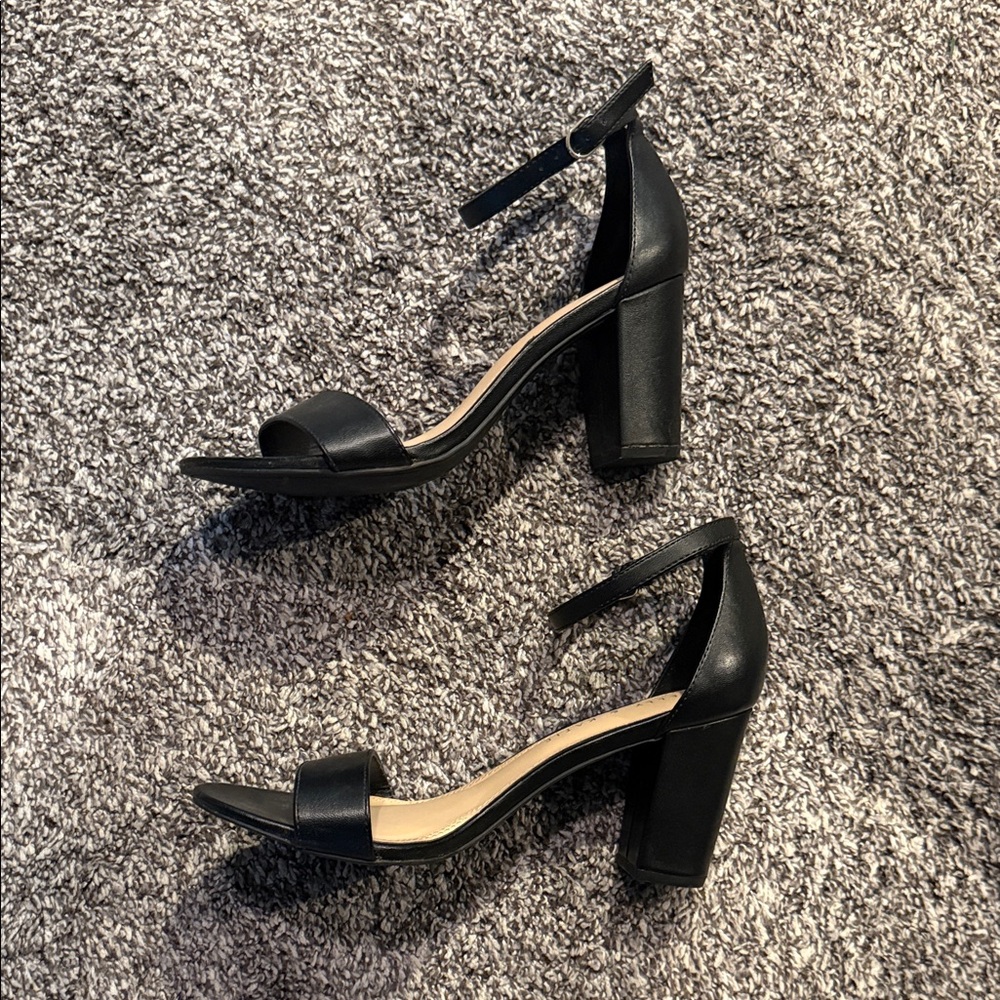 Kelly & Katie Hailee Black Women's Sandals - Size 8 - Picture 3 of 7